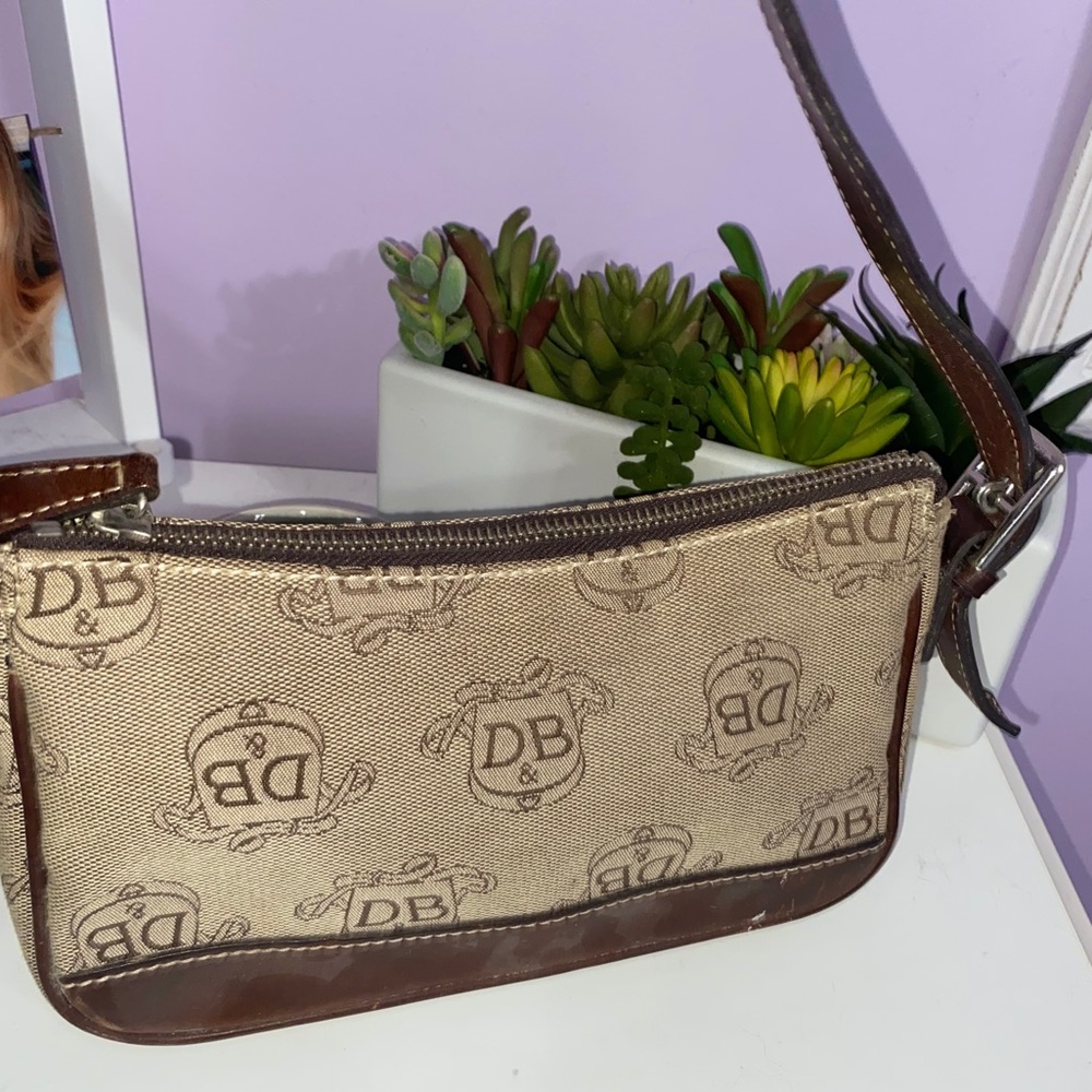 vintage dooney and bourke shoulder bag